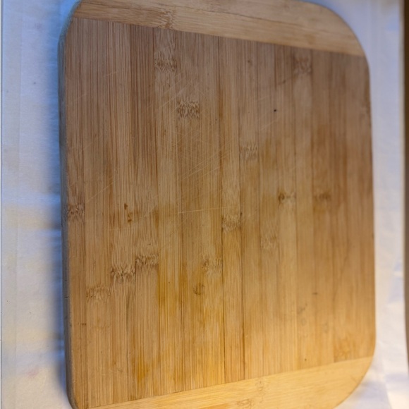 Solid wood  vintage cutting board - Picture 2 of 2